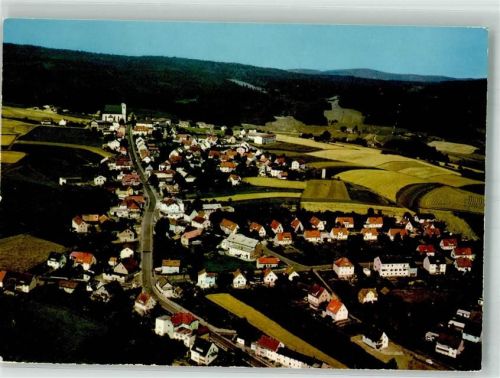 Fuchsmühl Fliegeraufnahme des Ortes mit Wallfahrtskirche Maria Hilf