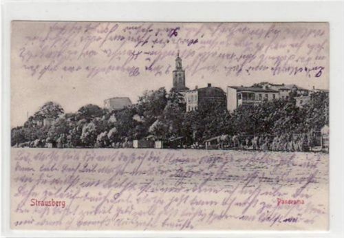 Strausberg. Abgebildet ist das Panorama. Postalisch gelaufen 1905. Kleiner Knick an der unteren Kante, sonst gut erhalten.