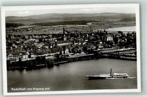 Radolfzell Fliegeraufnahme des Ortes mit Bahnhof und Münster Unserer Lieben Frau Bodenseeschiff