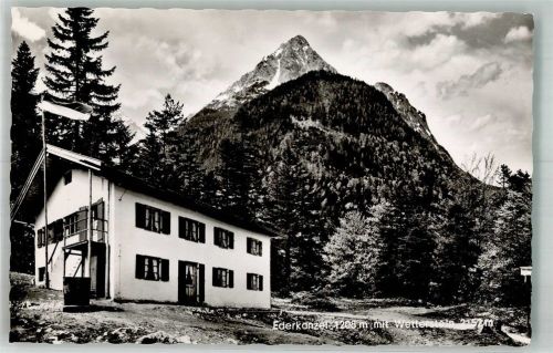 Ederkanzel Almhütte mit Wetterstein Fotograf Bücheler Hüttenstempel