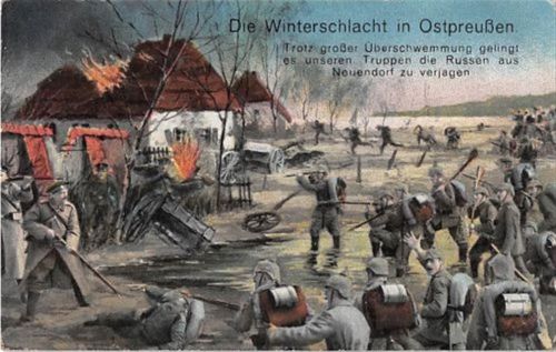 Die Winterschlacht in Ostpreußen. Trotz großer überschwemmung gelingt es unseren Truppen die Russen aus Neuendorf zu verjagen. 1916 Feldpost Leichte Abdrücke an den Ecke n vom Album, sonst gut erhalten