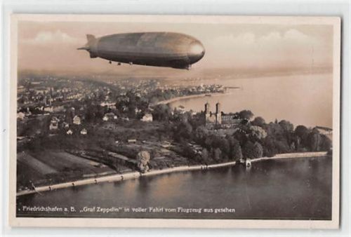 Friedrichshafen. Graf Zeppelin in voller Fahrt vom Flugzeug aus gesehen ungelaufen Gute Erhaltung.