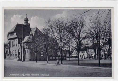 Fehmarn Ostseebad Burg, Insel Fehmarn mit Blick a.d. Rathaus ungelaufen Gute Erhaltung.
