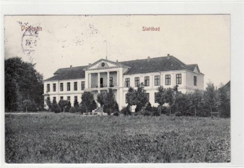 Bad Doberan Doberan mit Stahlbad gelaufen 1913. Leichte Stempelspuren oben links, sonst gut erhalten.