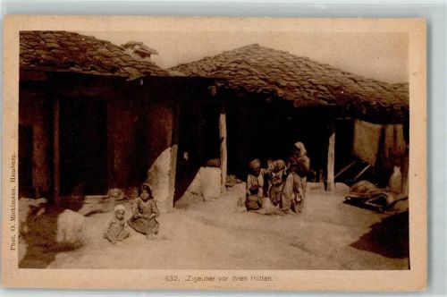 1916 Familie vor den Hütten WK I AK