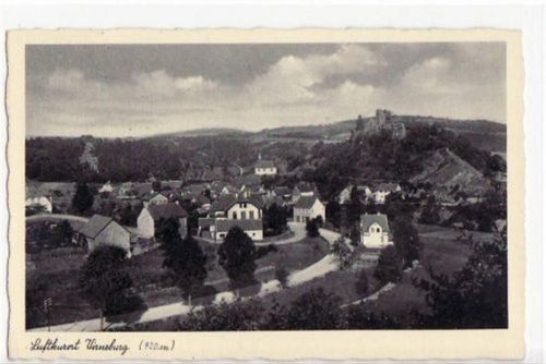 Virneburg i.d. Eifel mit Gesamtansicht gelaufen von ca. 1940. Gute Erhaltung.