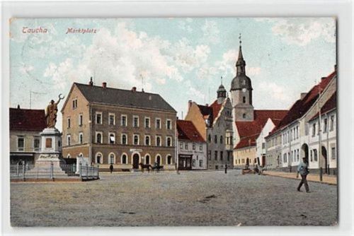 Taucha. Marktplatz. Feldpost leichte Abschürfungen, leichter Stempeldurchdruck, Vorder- und Rückseite leicht fleckig, sonst gut erhalten