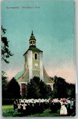Burg Kirchgang Tracht Spreewald Kirche