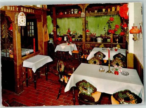 Celle Gasthaus Schwarzwaldstube Gastraum Schwarzwälder Uhr