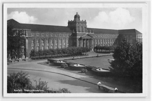 Krefeld Krefeld. Partie in der Rheinstraße gelaufen. Gute Erhaltung.