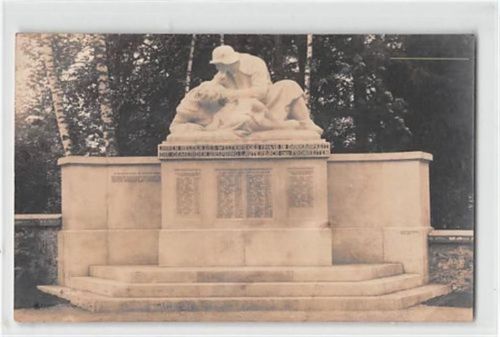 Steingarten in Oberbayern. Kriegerdenkmal ungelaufen kleiner Durchdruck rechte Seite, sonst gut erhalten