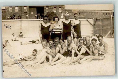 Norderney Badegäste Strand Mann Frau
