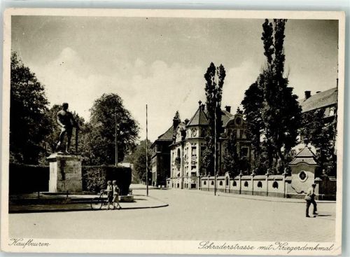 Kaufbeuren Schraderstrasse Kriegerdenkmal Fahrrad