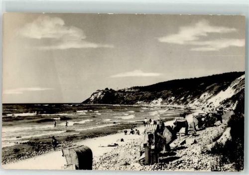 Insel Hiddensee Strand Strandkörbe Felsküste