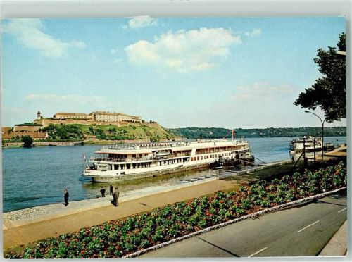 Novi Sad Flusskreuzfahrtschiff Festung