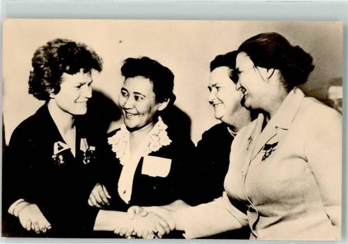 Moskau Erste Kosmonautin Valentina Tereschkowa 1963 Weltkongreß der Frauen