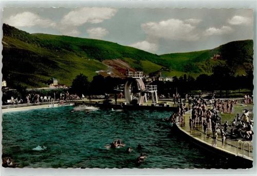 Bernkastel-Kues Schwimmbad Sprungturm