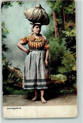 Lavandera Frau Tracht
