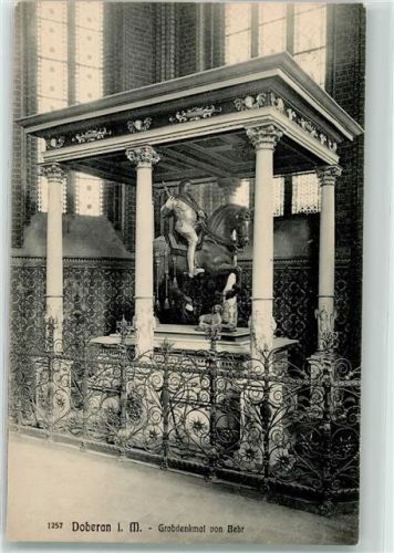 Bad Doberan Grabdenkmal von Behr
