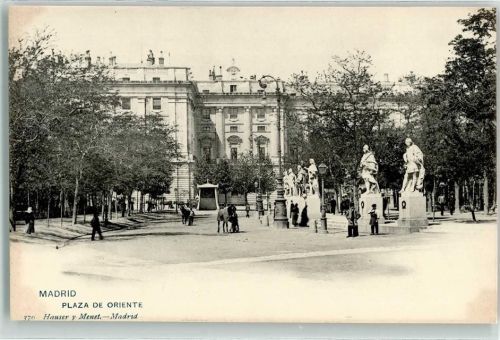 Madrid Plaza de Oriente