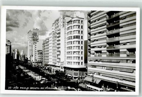 Sao Paulo Av. Ipiranga Geschäfte Omnibus Auto Hochhaus