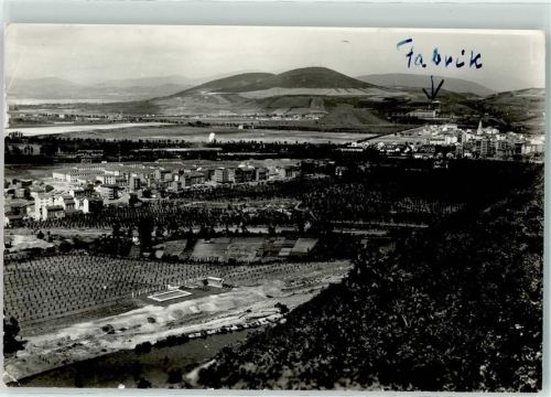 Léon Ponferrada Dorf Fabrik Berge