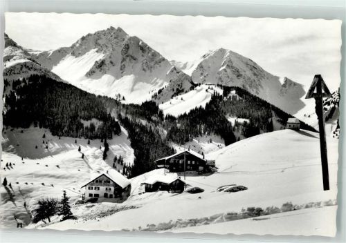 Zöblen Winter Flurkreuz