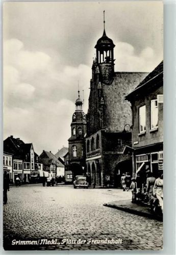 Grimmen Platz der Freundschaft Oldtimer