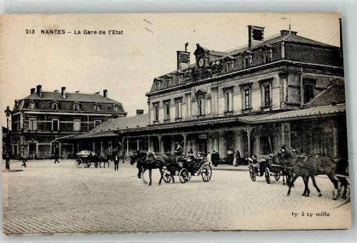 Nantes La Gare de L Etat Kusche Uhr Bahnhof