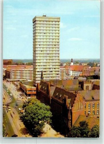 Frankfurt Blick von Hochhaus Gubener Straße Straßenbahn Auto