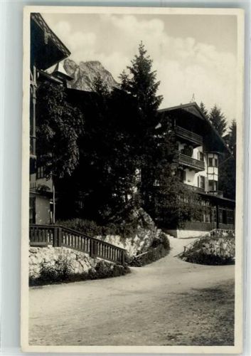 Hintersee Hotel Post mit Gemsbock