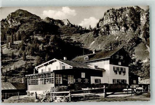 Bodenschneidhaus mit Peissenberg und Bodenschneid Hüttenstempel