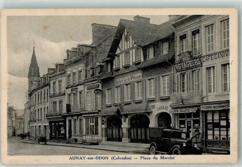 Aunay-sur-Odon Marktplatz LKW Hotel de la Place
