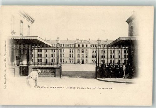 Clermont-Ferrand Caserne d`Assas du 92. Infanterie Uniform