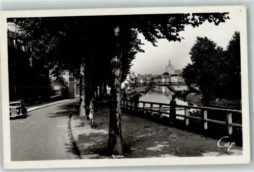 Douai les bords de la Scarpe Oldtimer