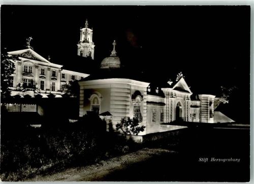 Herzogenburg Stift Herzogenburg bei Nacht