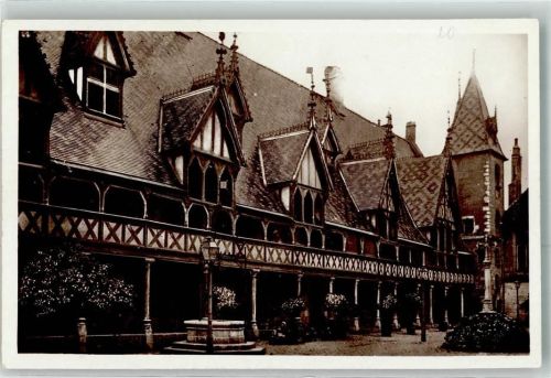 Beaune Hospices de Beaune Cote d Or Hotel Dieu Facade principale de Cour d Honneur