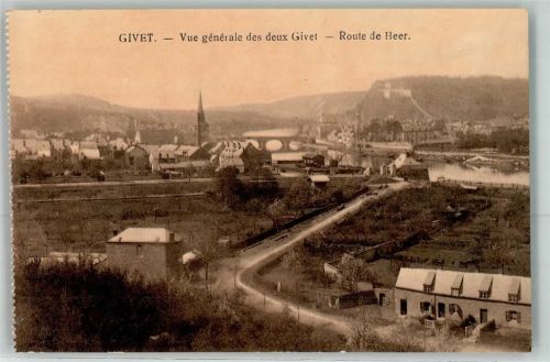 Givet Blick auf beide Givet Route de Heer