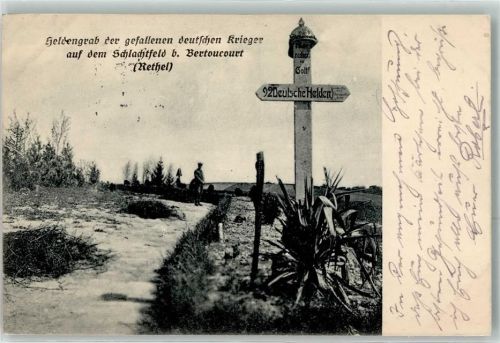 Rethel 1915 Heldengrab der gefallenen deutschen Krieger auf dem Schlachtfeld b. Bertoucourt