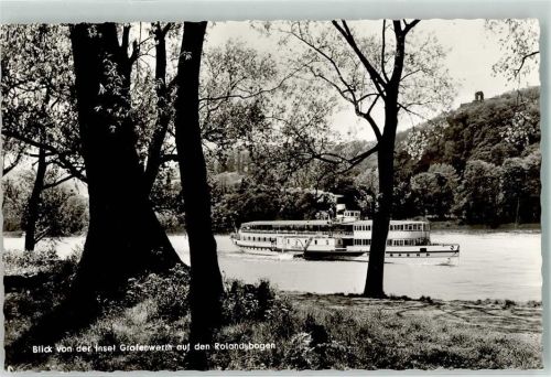 Bad Honnef Blick von der Insel Grafenwerth auf den Rolandsbogen Raddampfer