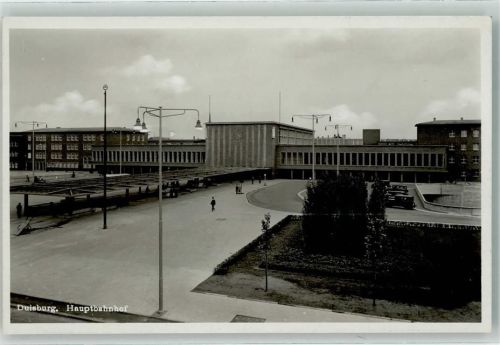 Duisburg Hauptbahnhof Oldtimer