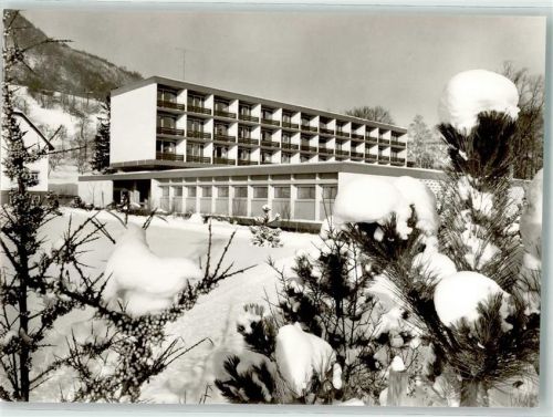 Bad Ditzenbach Kurmittelhaus im Schnee