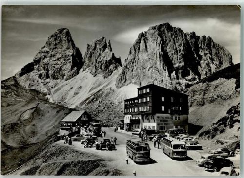 Sellajoch Passo Sella - Hotel Maria Flora Omnibus Auto Oldtimer