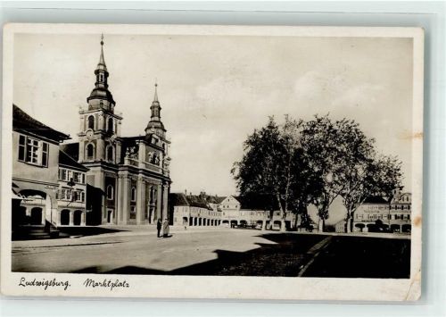 Ludwigsburg 1937 Marktplatz mit Ev. Stadtkirche Verlag Emil Roth Nr. 4086