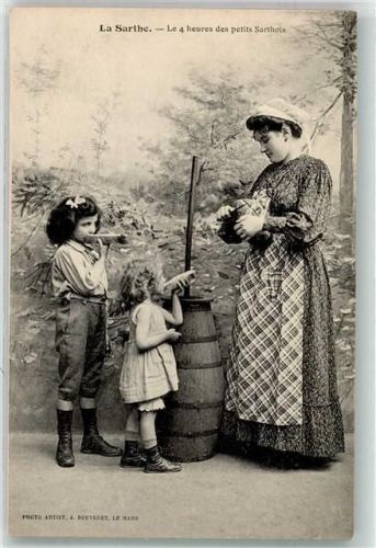 Le Mans Tracht Sarthe Ort lt. Fotograf