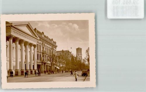 Dessau Altes Theater u. Kavarienstraße Oldtimer Bild 2.