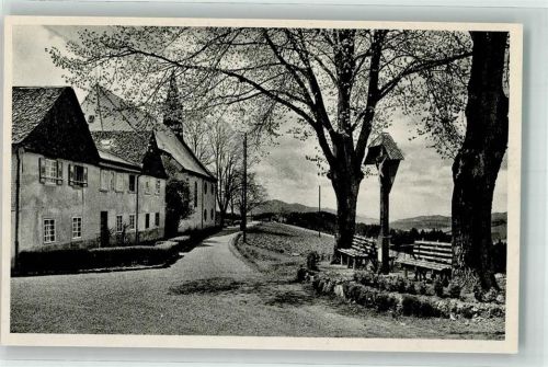 St. Peter Gasthaus Haus Lindenberg mit Wallfahrtskirche Maria Lindenberg und Wegkreuz