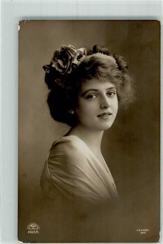 Frau