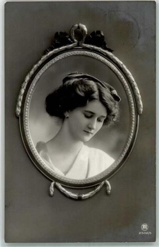 1910 Frau Passepartout Portrait PR Nr.2506-5