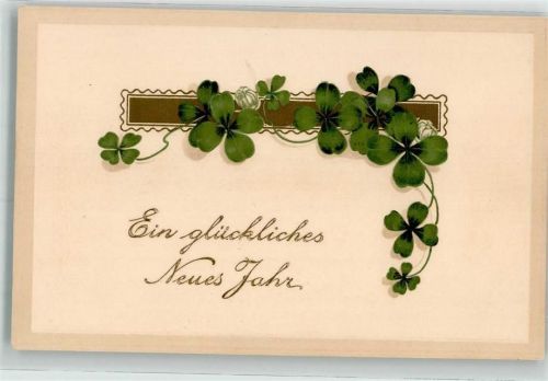 Neujahr Kleeblatt mit Blüten